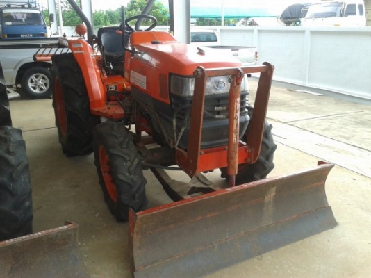 ขายรถไถ KUBOTA L4508 สภาพพร้อมใช้งาน เอกสารพร้อมโอน