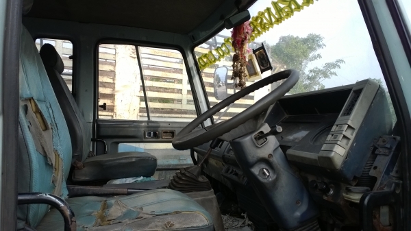 (มี2คัน)10ล้อเพลาเดียวISUZU 195 แรง สภาพยังดี วิ่งงานอยู่.คัสซีสวย เครื่องดี...เล่มพร้อม.. (มี2คัน)10ล้อเพลาเดียวISUZU 195 แรง สภาพยังดี วิ่งงานอยู่.คัสซีสวย เครื่องดี...เล่มพร้อม..