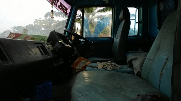 (มี2คัน)10ล้อเพลาเดียวISUZU 195 แรง สภาพยังดี วิ่งงานอยู่.คัสซีสวย เครื่องดี...เล่มพร้อม.. (มี2คัน)10ล้อเพลาเดียวISUZU 195 แรง สภาพยังดี วิ่งงานอยู่.คัสซีสวย เครื่องดี...เล่มพร้อม..