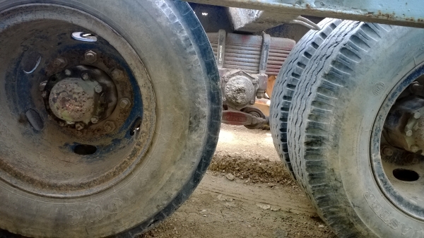 10ล้อหัวลาก..พร้อมหางโรเบท ISUZU FXZ23(หัวลากแท้ๆ)240แรง เกียร์ฟุลเลอร์2เพลา+หาง2คานล้อโผล่..พร้อมใช้... 10ล้อหัวลาก..พร้อมหางโรเบท ISUZU FXZ23(หัวลากแท้ๆ)240แรง เกียร์ฟุลเลอร์2เพลา+หาง2คานล้อโผล่..พร้อมใช้...