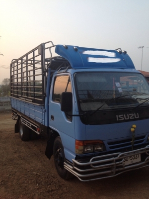 NPR 120 แรงเครื่องฝาดำ มีคอก  มีลู่ลม สวยมาก กะบะยาว 4.20 เมตร