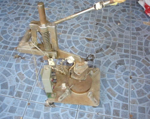 ขายเครื่องอัดดอกไม้ประดิษฐ์ แบบมือโยก