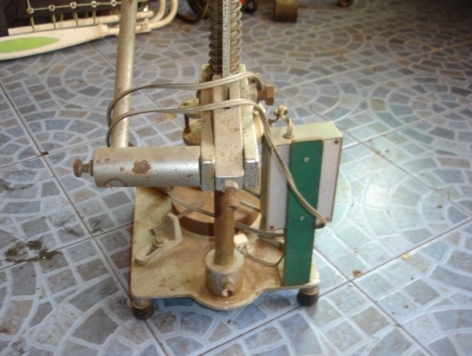 ขายเครื่องอัดดอกไม้ประดิษฐ์ แบบมือโยก