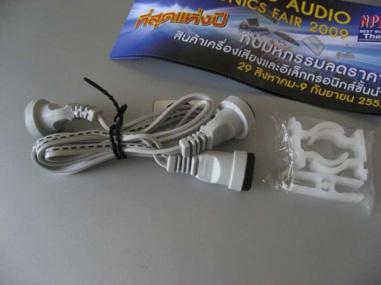 ขออนุญาติพื้นที่นำเสนอ ขั้วไฟกันน้ำ น็อคดาวน์ เหมาะกับงานไฟต่างๆ จะห้อยหรือแขวนเคลื่อนย้ายสะดวกปลอดภัย สนใจสอบได้คร้าบ081-7915677คร้าบ