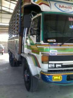 สิบล้อ ISUZU ROCKY 195 เครื่องยนต์ 230 แรงม้า รถปี 38