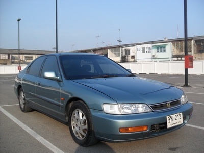 Honda Accord เครื่อง vtec ตามสภาพ ราคาลดเหลือ 90000 บาทครับ