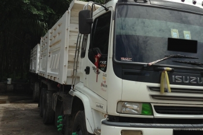 12ล้อดั้ม ISUZU DECA 270 UROII ปี51 ดั้มสามมิตรแม่ลูก สวยมาก 12ล้อดั้ม ISUZU DECA 270 UROII ปี51 ดั้มสามมิตรแม่ลูก สวยมาก