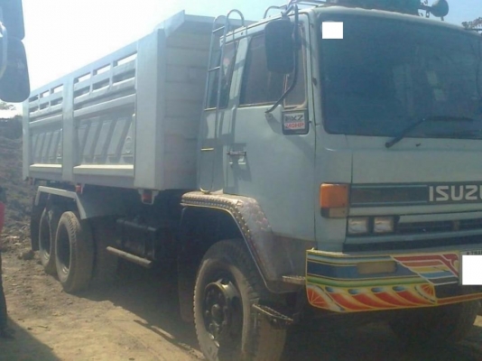 ขาย รถสิบล้อ ISUZU Rocky 240 นางฟ้าแท้ ดััมสามมิตรรอนเฉียง รถพร้อมใช้งานสุดๆ