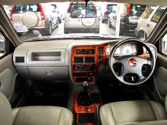 ISUZU GRAND ADVENTURE 3.0 D Turbo 2001 สวยๆพร้อมใช้งาน ISUZU GRAND ADVENTURE 3.0 D Turbo 2001 สวยๆพร้อมใช้งาน