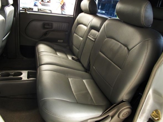 ISUZU GRAND ADVENTURE 3.0 D Turbo 2001 สวยๆพร้อมใช้งาน ISUZU GRAND ADVENTURE 3.0 D Turbo 2001 สวยๆพร้อมใช้งาน