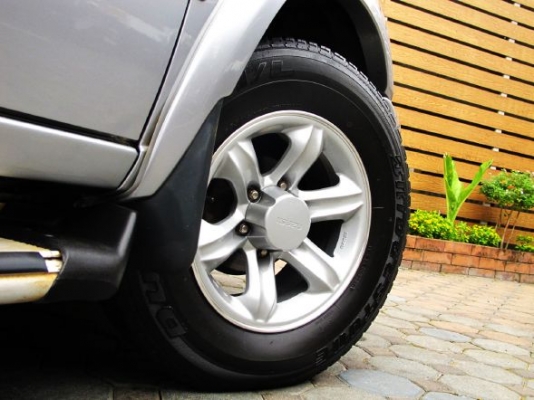 ISUZU GRAND ADVENTURE 3.0 D Turbo 2001 สวยๆพร้อมใช้งาน ISUZU GRAND ADVENTURE 3.0 D Turbo 2001 สวยๆพร้อมใช้งาน