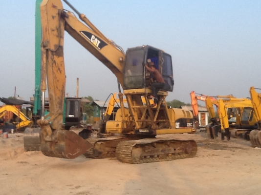 ขายรถแมคโครCAT320C สภาพพร้อมใช้ สนใจติดต่อบอย 085-156-2314 ขายรถแมคโครCAT320C สภาพพร้อมใช้ สนใจติดต่อบอย 085-156-2314