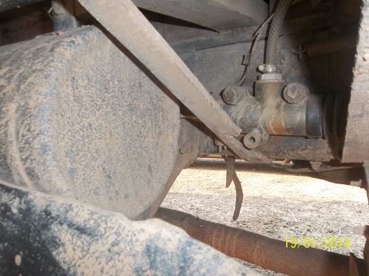 ขาย ISUZU 6ล้อหัวยาว EH700 168แรง LOกลาง เฟืองท้าย220 ยางเต็ม ทะเบียนดีภาษีครบ