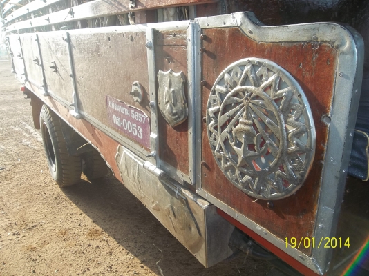 ขาย ISUZU 6ล้อหัวยาว EH700 168แรง LOกลาง เฟืองท้าย220 ยางเต็ม ทะเบียนดีภาษีครบ