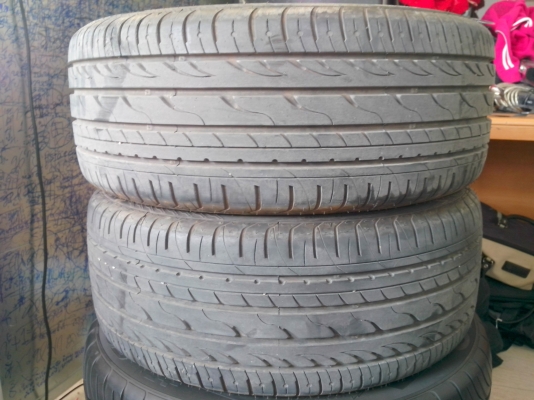 ขายยางKUMHO 225/55/17 ปี2011 เส้นละ 1000 บาท ขายยางKUMHO 225/55/17 ปี2011 เส้นละ 1000 บาท
