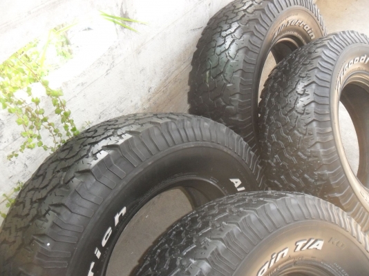 ยาง BFGoodrich 265/75R16 สวยๆ 4 เส้น ราคา 4800 บาท