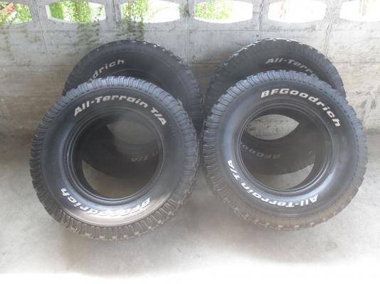 ยาง BFGoodrich 265/75R16 สวยๆ 4 เส้น ราคา 4800 บาท