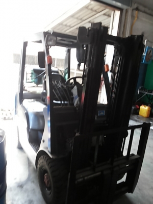 ขาย! รถโฟคลิฟท์(LPG)นำเข้า มือสอง TOYOTA / 02-8FGK20 / 8FGK30-10370 / ปี2007 / 9,226ชม / ขนาด2ตัน