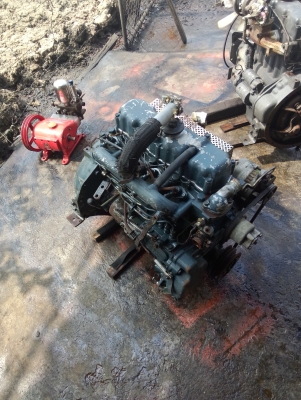 ขายเครื่อง4สูบ เก่าญี่ปุ่นยี่ห้อ มิตซูบิชิ รุ่น ke150 สภาพสวยมากๆ