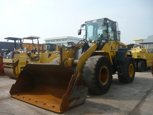 รถตักล้อยาง สภาพดี Komatsu WA270-5 เพิ่งเหยียบถึงไทย สภาพเอี่ยม ชม.ต่ำ