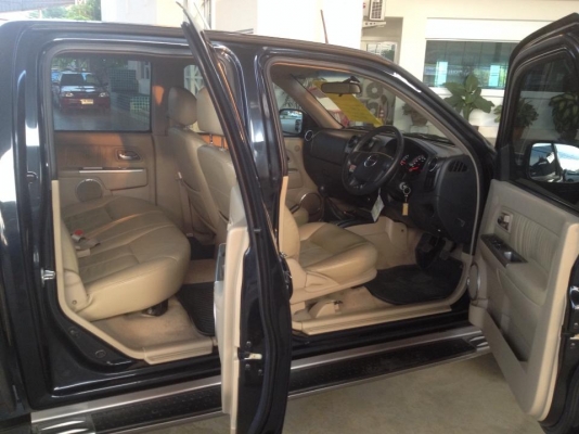 D max 4 ประตู 2.5 NAVIGATOR D max 4 ประตู 2.5 NAVIGATOR