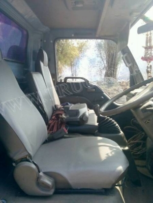 รถบรรทุก 6 ล้อ ISUZU รุ่น NPR