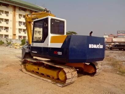 ขายโคมัสซุPC 100-5 ราคา 600,000 บาท เจ้าของขายเอง ขายโคมัสซุPC 100-5 ราคา 600,000 บาท เจ้าของขายเอง