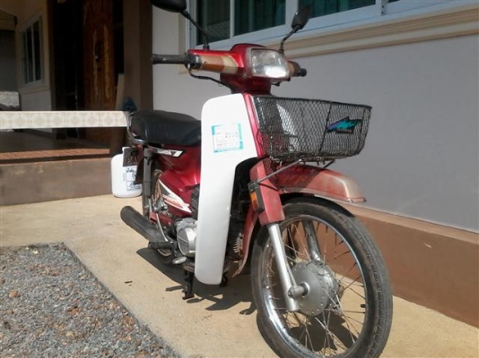 ขายดรีมตูดเป็ดหรือโฉมคุรุสภาทะเบียนเต็มพร้อมโอนเครื่องดีมากอะไหร่เดิมๆติดรถรถพร้อมใช้ซื้อไปไม่ผิดหวัง ขาย 12500 บาท