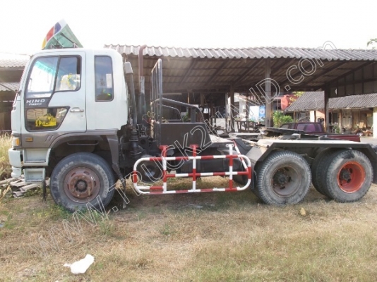 รถบรรทุก 10 ล้อ หัวลาก ยี่ห้อ HINO รุ่น FM2KKLA