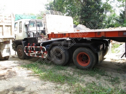 รถบรรทุก 10 ล้อ หัวลาก ยี่ห้อ HINO รุ่น FM2KKLA