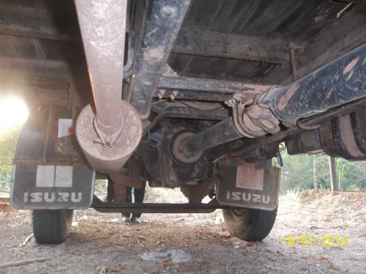 ขาย ISUZU ช่วงยาว หัวJC เครื่อง6BD1 160 แรง ปี 42  ยาว5.60 m.ยาง900 ทะเบียนดีภาษีครบ