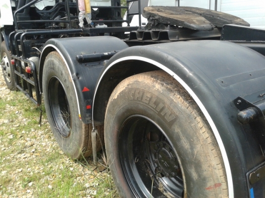 สิบล้อหัวลาก สิบล้อหัวลาก