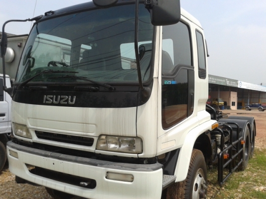 สิบล้ออีซูสุ สองเพลา หัวลาก  270  แรงม้า   พร้อมใช้งาน