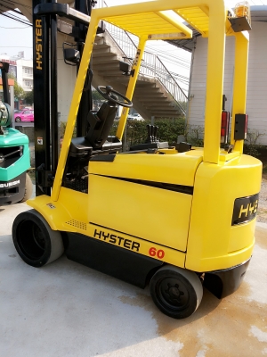 ขาย HYTER รถไฟฟ้าขนาด2ตัน เสาสูง6.5เมตร งาไซค์ซิฟแบ็ตเตอร์รี่ดี พร้อมตู้ชาร์ต ล้อยางตันขอบเหล็ก