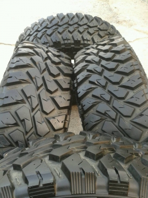 ขายยางMud MAXXIS BIGHORN 764 ขนาด265/75R16 สวยๆ