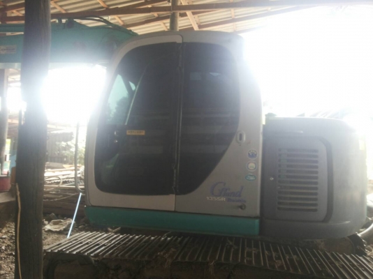 แบคโฮ kobelcosk 135