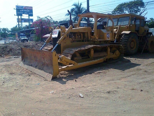รถแทรคเตอร์ CAT D5B รถสวย เครื่องแรง พร้อมใช้งาน ทำงานดีหายห่วง ราคาต่อรอง