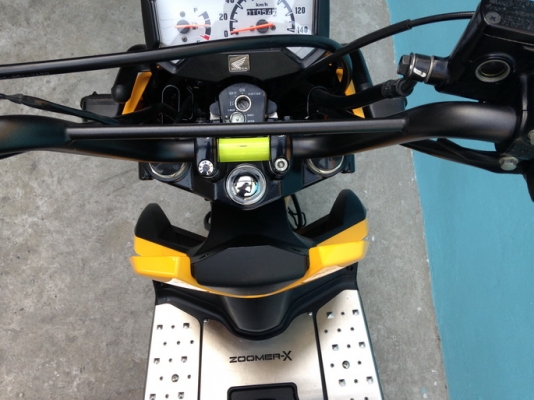 Honda ZOOMER-X ปี 2013 ของแต่ง H2C ราคา 39,500 บาท Honda ZOOMER-X ปี 2013 ของแต่ง H2C ราคา 39,500 บาท