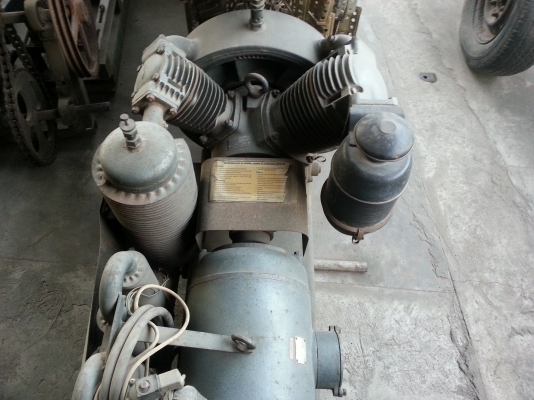 ขายปั้มลมพร้อมมอเตอร์ 20แรง ของเก่านอก 380v. ลมแรงมากคับ