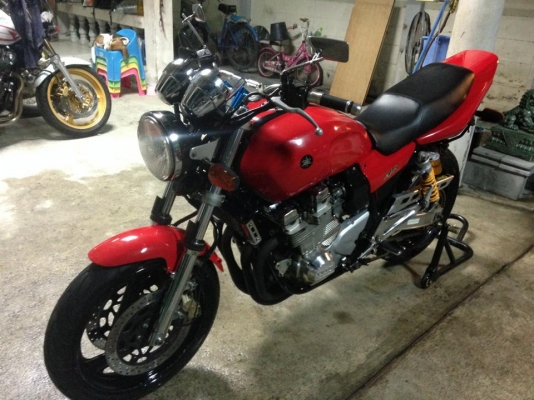 XJR 400 ปี2000 โฉมนกแก้ว อินวอย สพม แท้ๆ XJR 400 ปี2000 โฉมนกแก้ว อินวอย สพม แท้ๆ