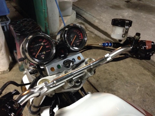 CB 400 ปี98 แต่งได้อารม CB1300 เลยครับ CB 400 ปี98 แต่งได้อารม CB1300 เลยครับ