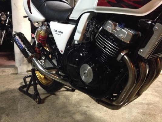 CB 400 ปี98 แต่งได้อารม CB1300 เลยครับ CB 400 ปี98 แต่งได้อารม CB1300 เลยครับ