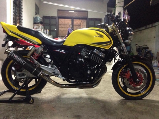 CB 400 ปี93 พร้อมใช้งานเลยครับ CB 400 ปี93 พร้อมใช้งานเลยครับ
