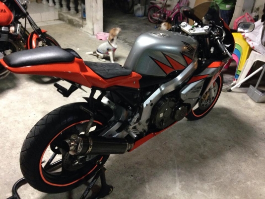 CBR 400 ปี89 ทะเบียน แฟริ่ง CBR1000 ปี08 งานดีมาก CBR 400 ปี89 ทะเบียน แฟริ่ง CBR1000 ปี08 งานดีมาก