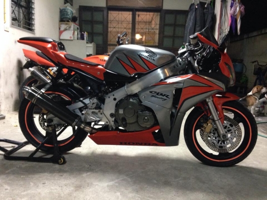 CBR 400 ปี89 ทะเบียน แฟริ่ง CBR1000 ปี08 งานดีมาก CBR 400 ปี89 ทะเบียน แฟริ่ง CBR1000 ปี08 งานดีมาก