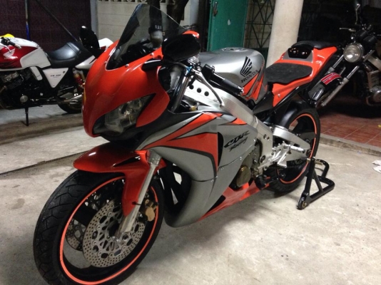 CBR 400 ปี89 ทะเบียน แฟริ่ง CBR1000 ปี08 งานดีมาก CBR 400 ปี89 ทะเบียน แฟริ่ง CBR1000 ปี08 งานดีมาก