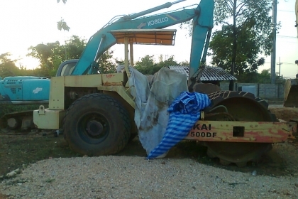 รถขุด KOBELCO SK200 M5 SUPPER มีทะเบียนครบ ลดราคาเหลือ 1,400,000 บาท.