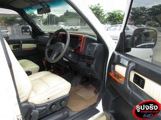ISUZU  TROOPER 3.2