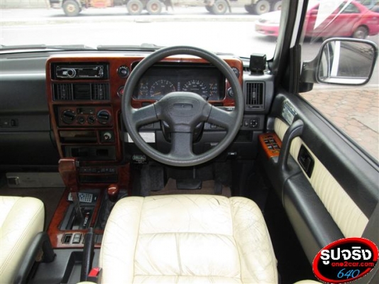 ISUZU  TROOPER 3.2