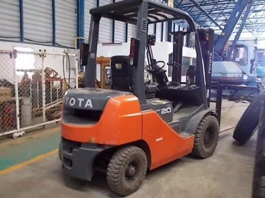 รถฟอร์คลิฟท์ ขนาด 2ตัน Toyota รุ่น: 02-8FDL20 ซีเรียล:8FDL25-31783 ปี:2012  ชั่วโมง:150